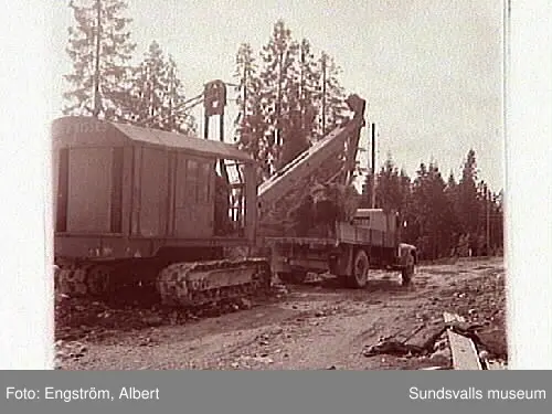 Hagaskolans uppbyggande. Arbetsmaskiner.