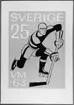 Frimärksförlaga till frimärket VM i ishockey, utgivet 15/2 1963. 1963 års VM i ishockey spelades i Stockholm.
Förslagsteckningar utförda av konstnären Georg Lagerstedt (1892 - ). Förslag 11. Tusch och gouache. Valör 25 öre.