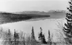 Blåsjön vid diligenslinjen Strömsund - Jormlien, Sverige.