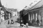 Vimmerby, postkontor.  Omkring 1874.  Postkontoret längst till höger.