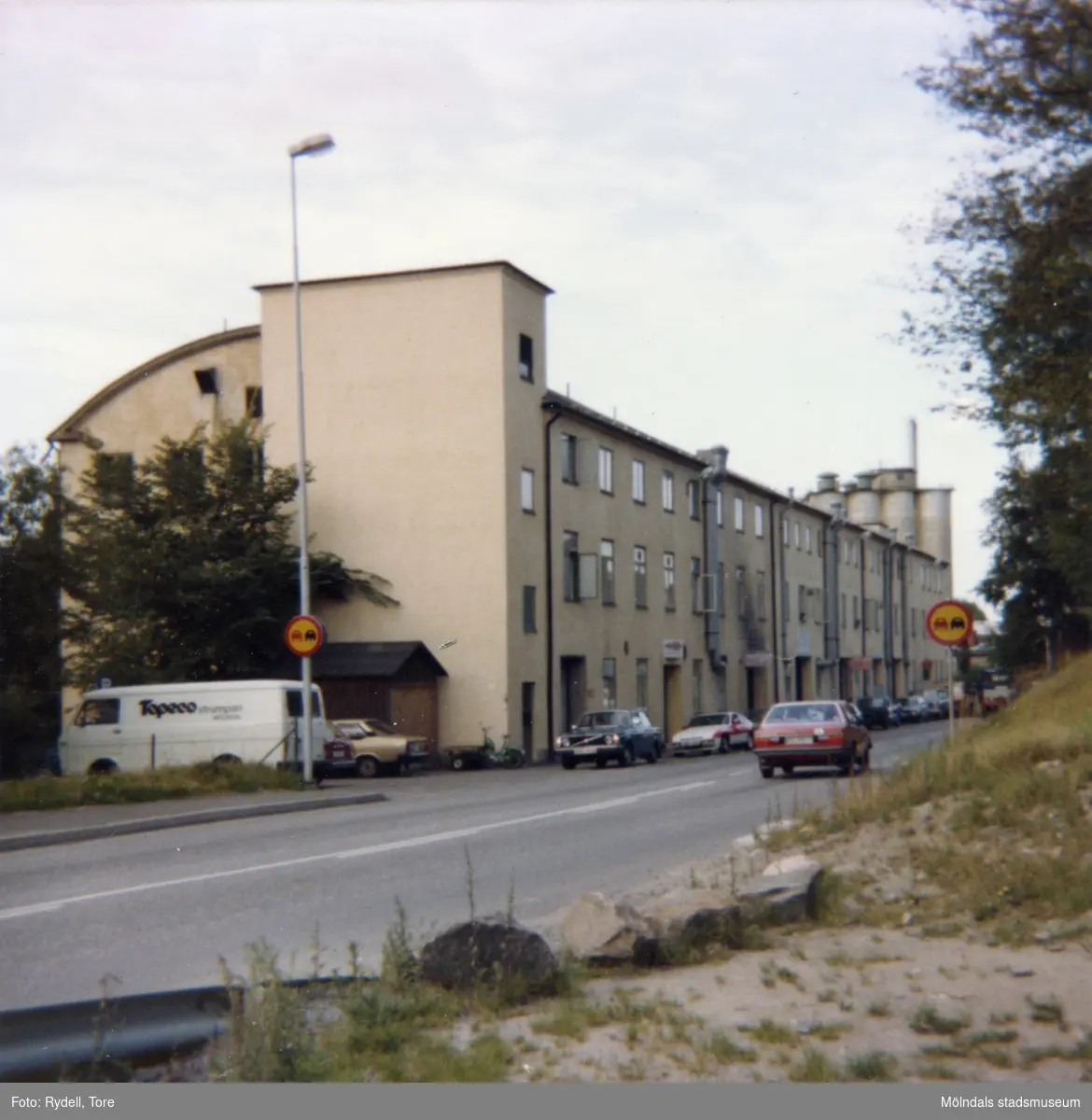 "Strumpan" (efter Viktor Samuelsons fabrik) på Kvarnbygatan 12-14 i Mölndals Kvarnby, 1970-tal.