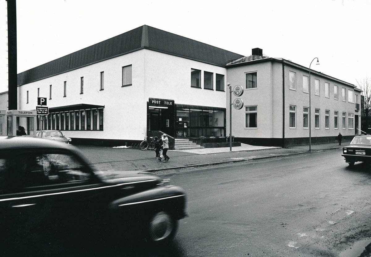 Postkontoret Kristinehamn, exteriör, 1971.