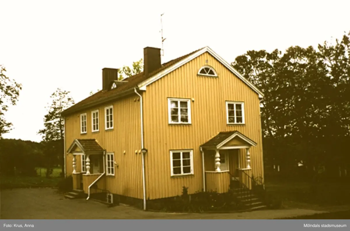 Tjänstebostäder - 1935 i Lindome.