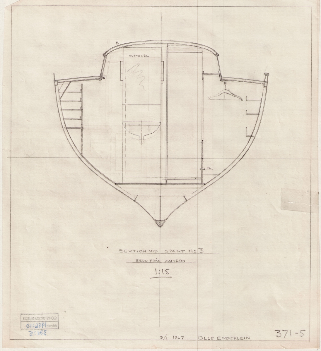 Auxiliary ketch.

sektioner, inredning med detaljer