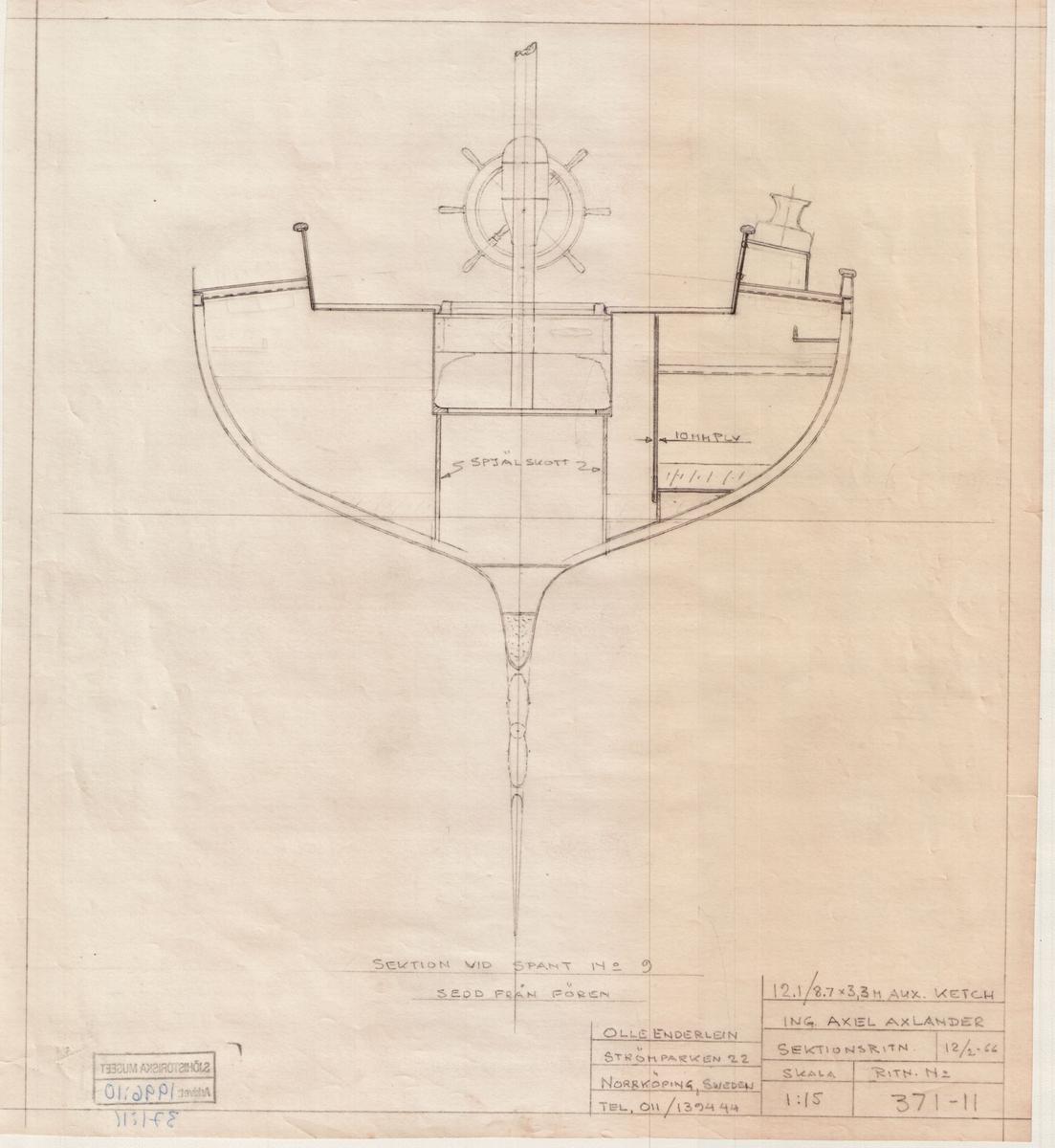 Auxiliary ketch.

sektioner, inredning med detaljer