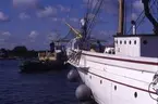 Flyttning av Jarramas från Marinmuseum till Handelshamnen inför Baltic Sail 2000 som äger rum 3-6 augusti.