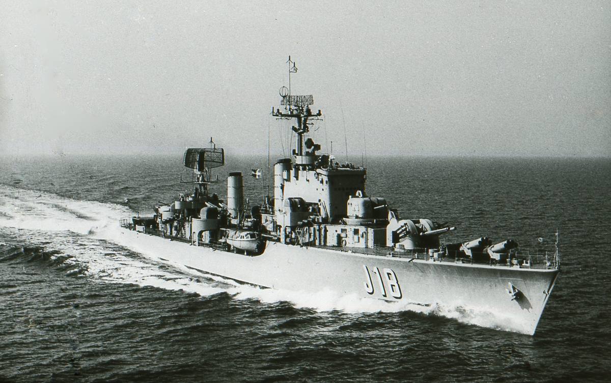 HALLAND (1952)