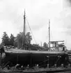 M/S Don Carlos från Säffle i dockan för reparation, vy mot babords sida, aug 1954.