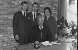 Eierne av forretningen Olav Dreyer Jægtnes på Sortland 1968.