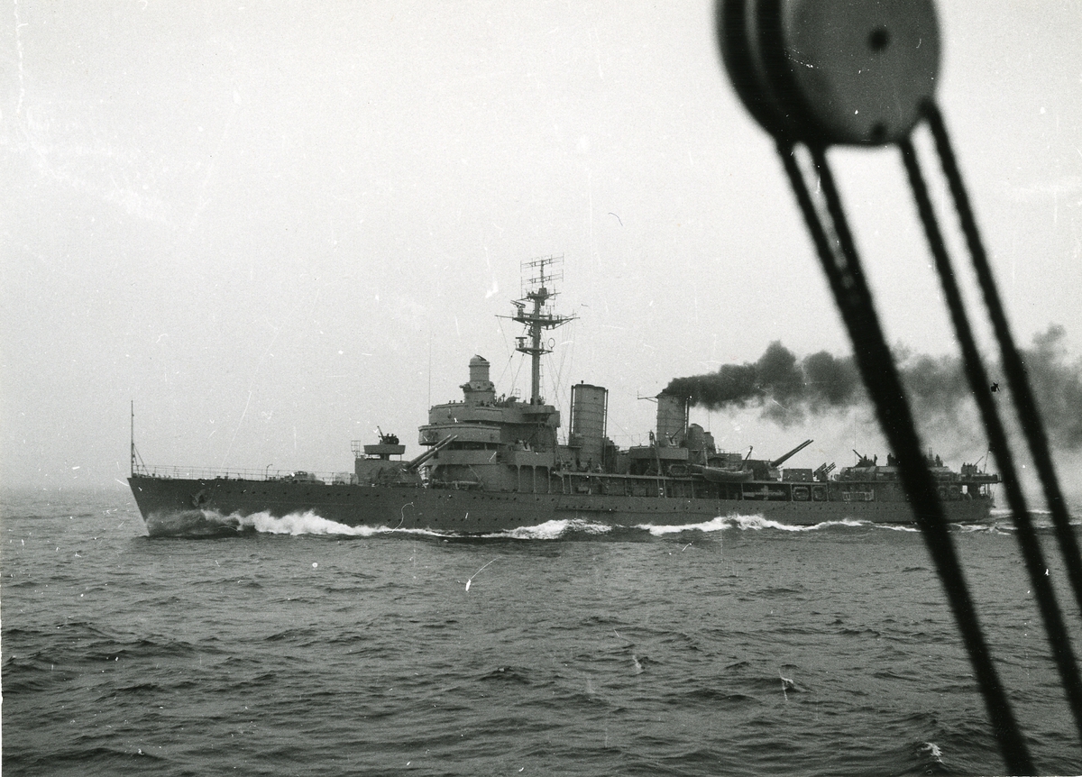 Kryssaren Gotland år 1956.