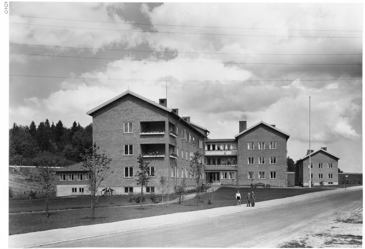 "Junegården", ålderdomshem
Exteriör