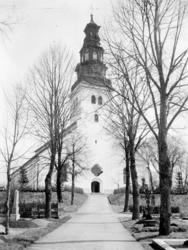 Köpings kyrka, Köping
Exteriör