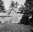 Gården Kroken även kallad Klostret
Lödöse, Västergötland
Exteriör

Svensk arkitektur: kyrkor, herrgårdar med mera fotograferade av Arkitekturminnesföreningen 1908-23.