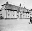 Södertälje, Södermanland
Exteriör

Svensk arkitektur: kyrkor, herrgårdar med mera fotograferade av Arkitekturminnesföreningen 1908-23.