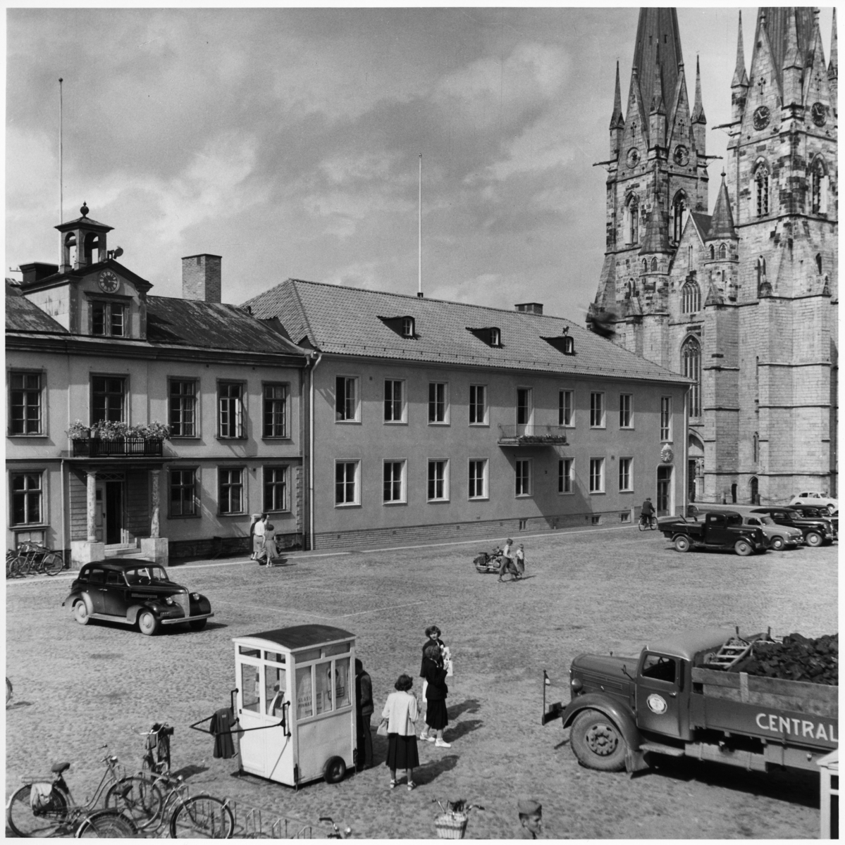 Skara telegrafstation
Exteriör med domkyrkan i bakgrunden och Stortorget i förgrunden