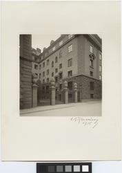 Stockholms Enskilda Bank
Exteriör dagtid. Entré sett från Ku