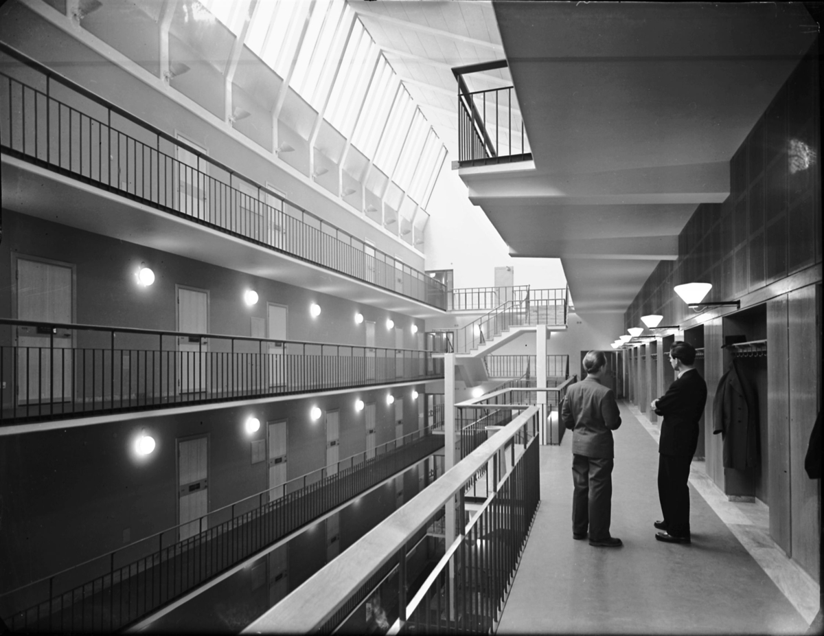 KTH - Kungliga Tekniska Högskolan
Ljusgård
Interiör