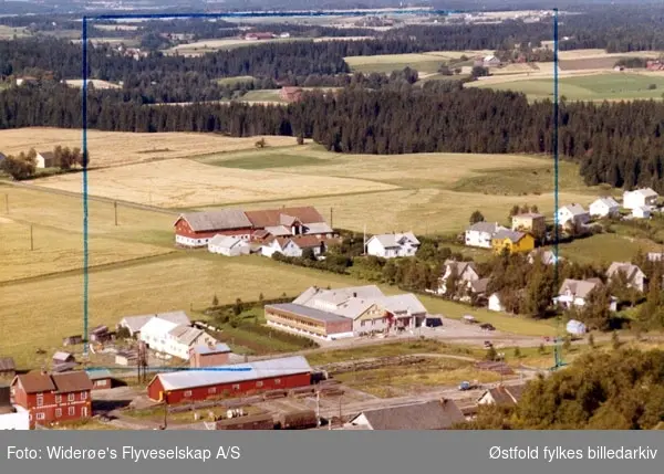 Flyfoto av Østfold Eggsentral i Rakkestad.