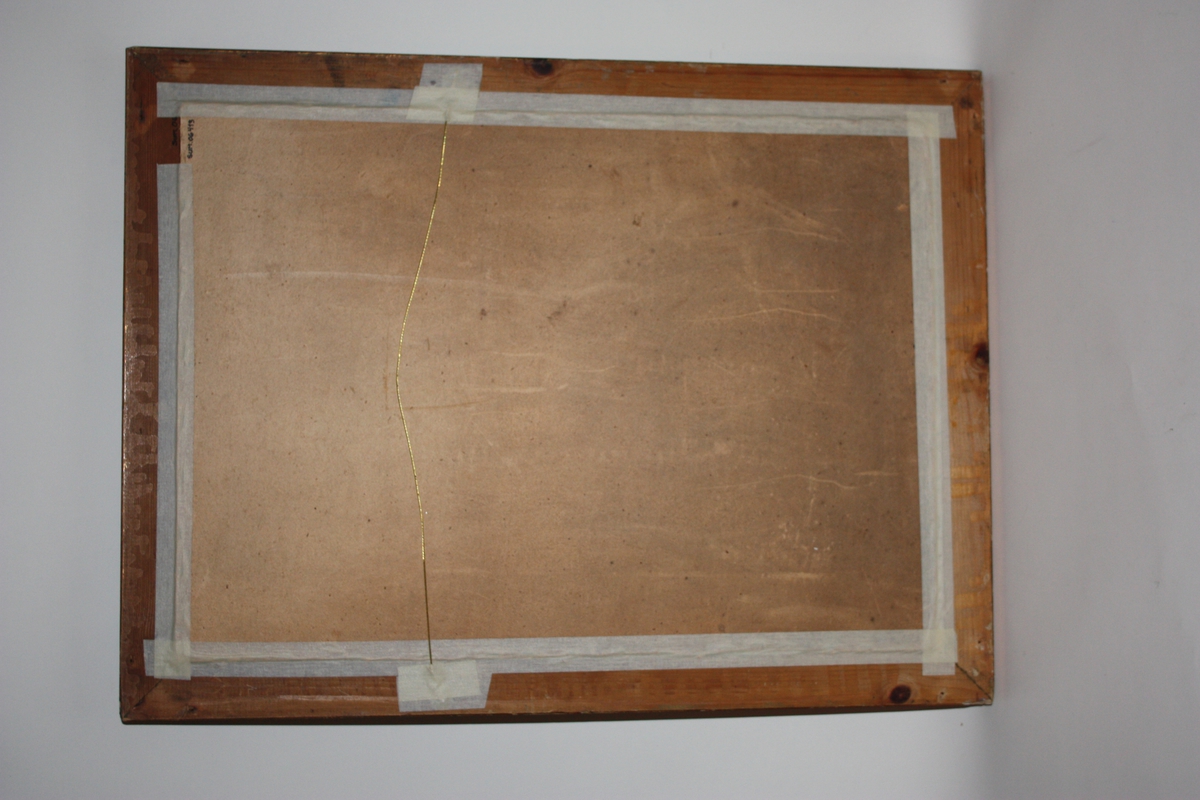 Kvit statue av ung kvinne med eit strengeinstrument i fanget. i fanget. Står på ein sokkel. Svart bakgrunn. Kan vere musen (skytsgudinna) for song og musikk, Terpsikhore, med lyra si.