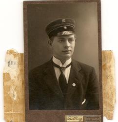 Porträttfoto av Anton Hansson taget av Bror Bolling, Vetland