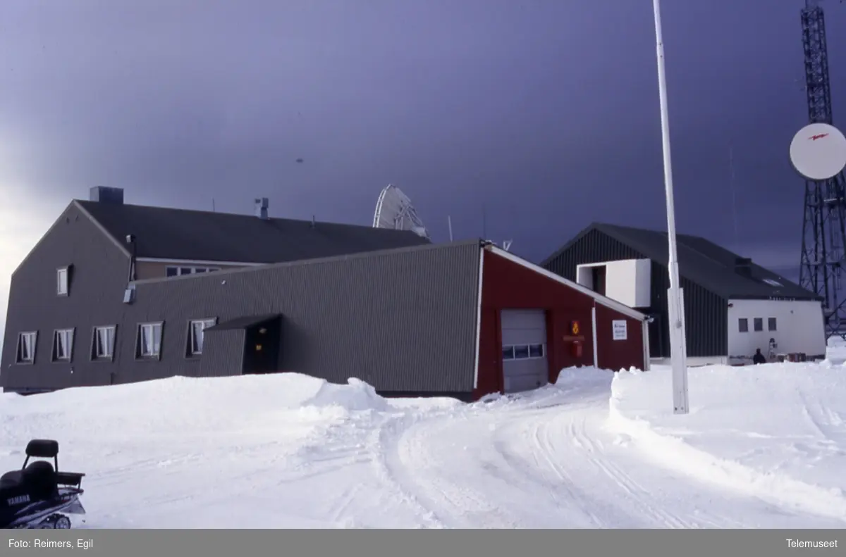 Bygninger Svalbard - Isfjord radio - Boligfløy NØ