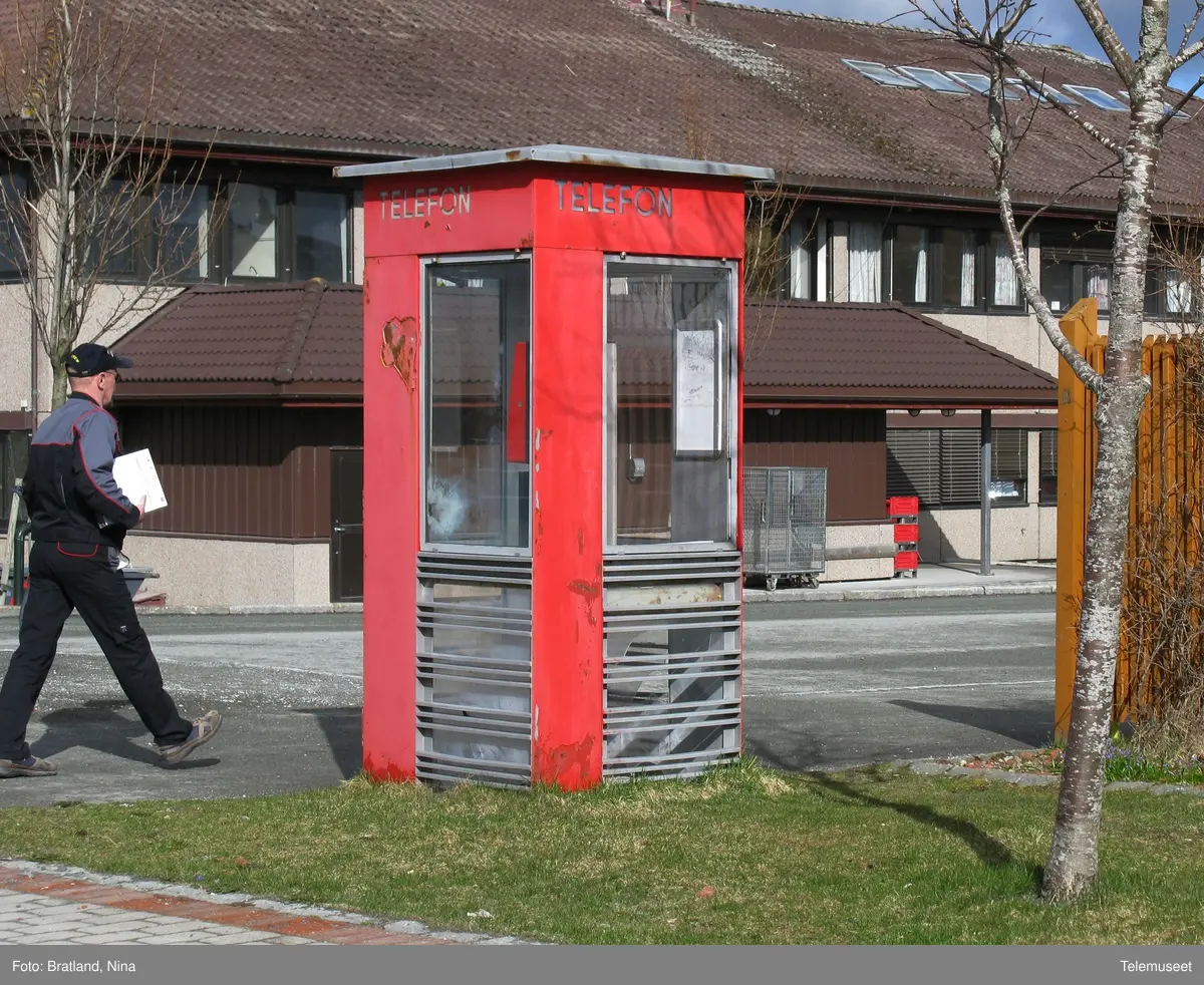 Telefonkiosk Hitra