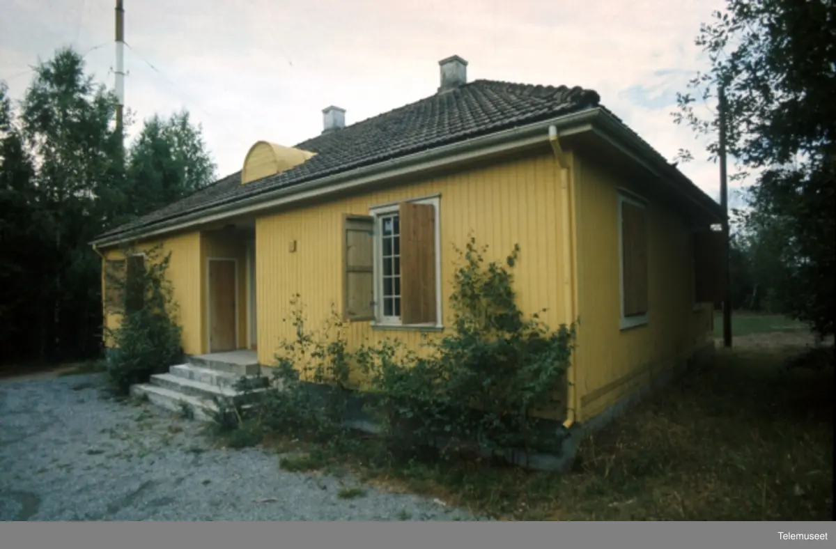 Radiostasjoner AM sender i Porsgrunn.