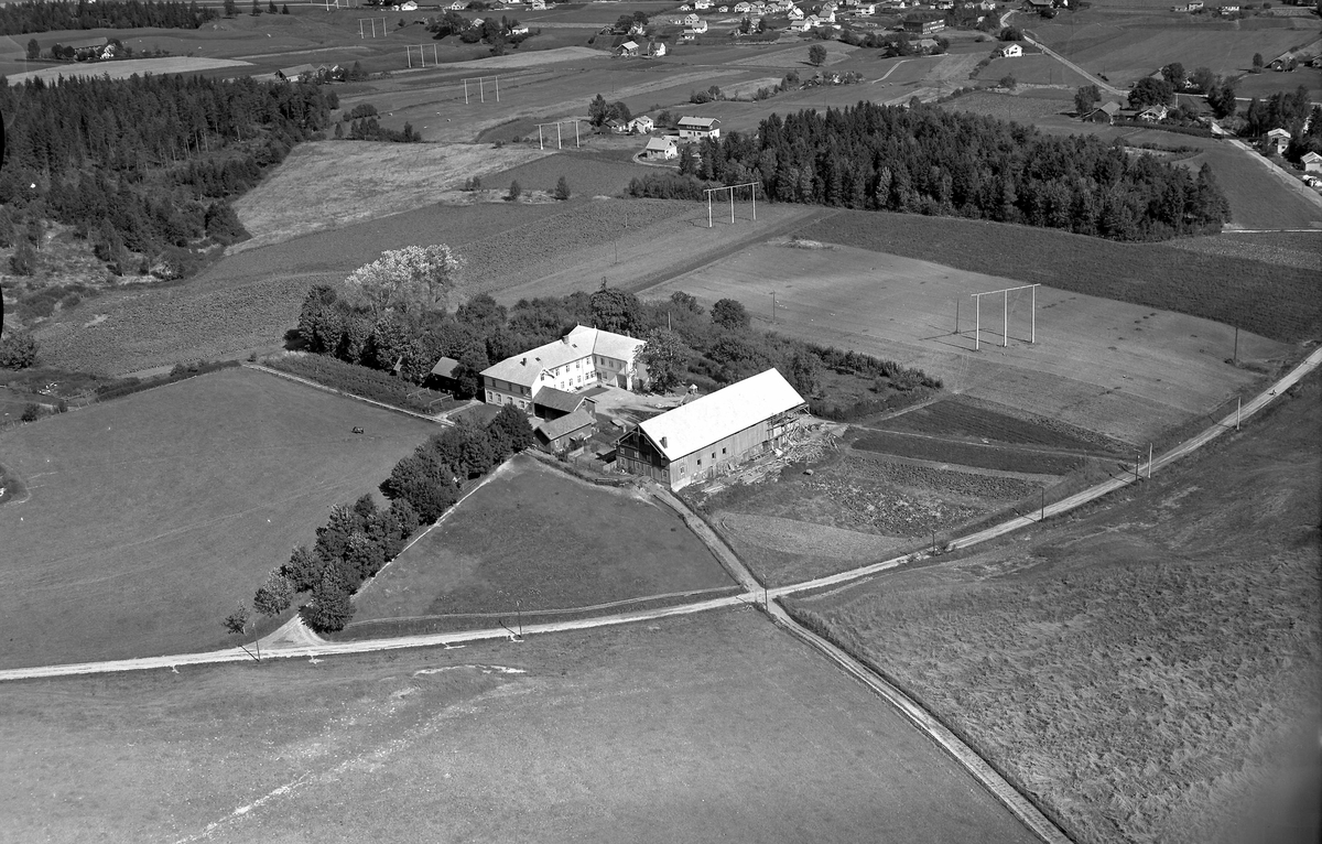 Ulike Widerø flyfoto fra Skien kommune 