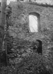 Gräfsnäs, slottsruin, Västra fasadens nordligaste del. Före restaureringen.