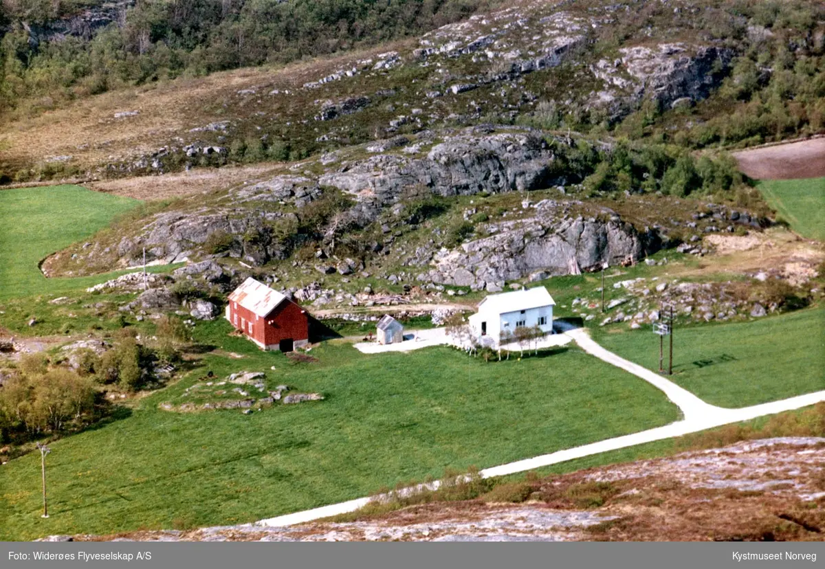 Flyfoto over "Myrmo" på Ytre Vikna