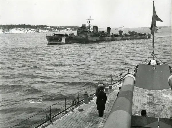 Jagaren MALMÖ under avskedsceremoni för ÖB General Thörnell 