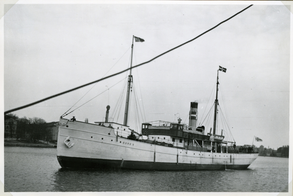Identisk bild finns i CG Jacksons samling, Acc 1957:1238, Fo5314.