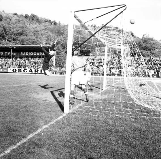 Enligt notering: "Oddevold - Varberg 1-1 4/10 -59".