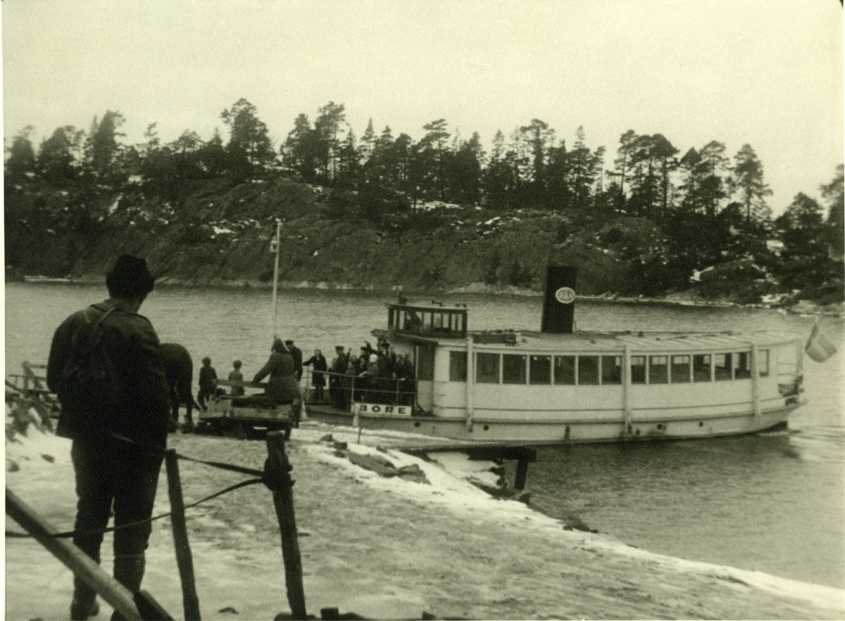 fotodatum februari 1946
