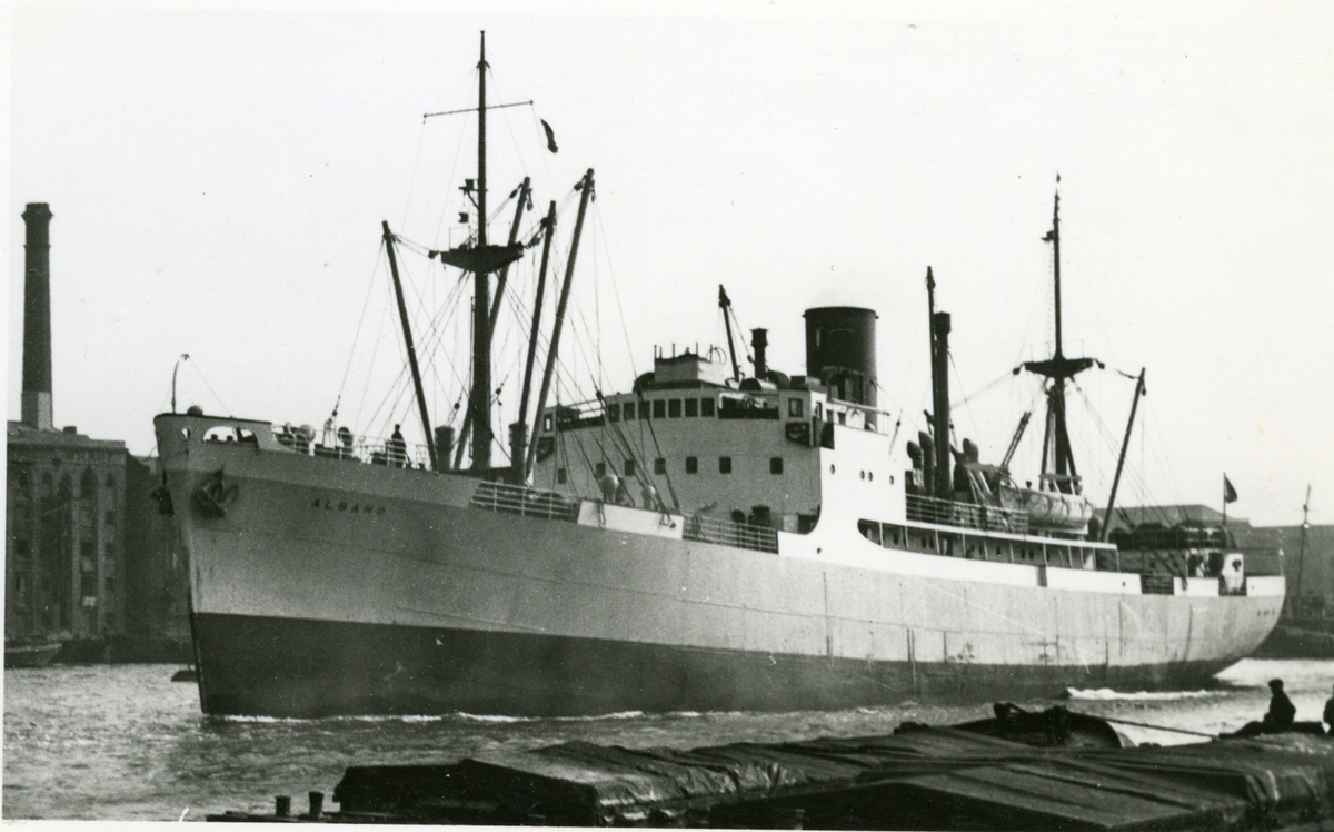 Ägare:/1947-62/: EllermanÂ´s Wilson Line, Ltd. Hemort: Hull.