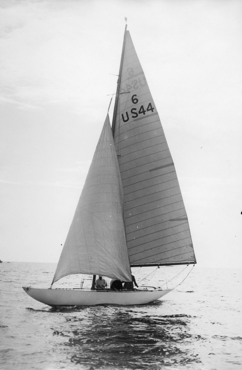 "one ton cup" "Mist" "1931"