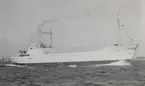 Specialbyggt lastmotorfartyg. M/S TANTO av Malmö under provturen 1960.