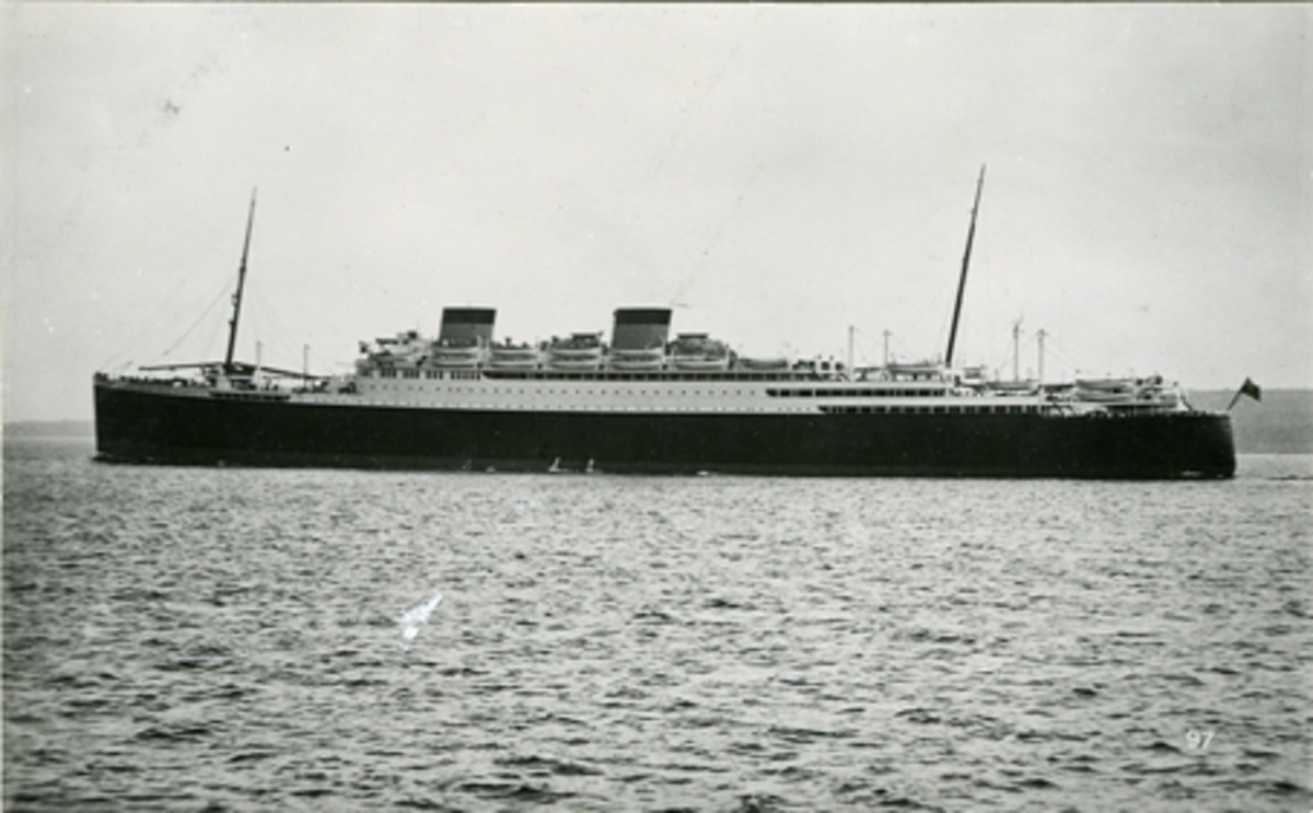 Copyright and published by Real Photographs Co, 9 Union Court, Liverpool 2