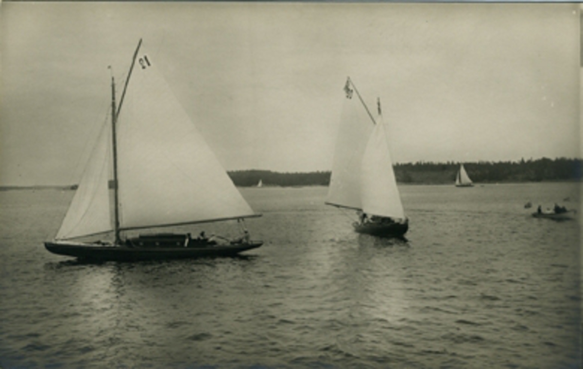 Olympiska Spelens i Stockholm 1912 officiella Brefkort.
Granbergs Konstindustri-Aktiebolags Förlag, Stockholm.
N:r 302. "Bohéme", Sverige.