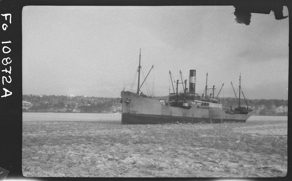 Sveabolagets lastångare WASABORG i Värtahamnen, Stockholm.