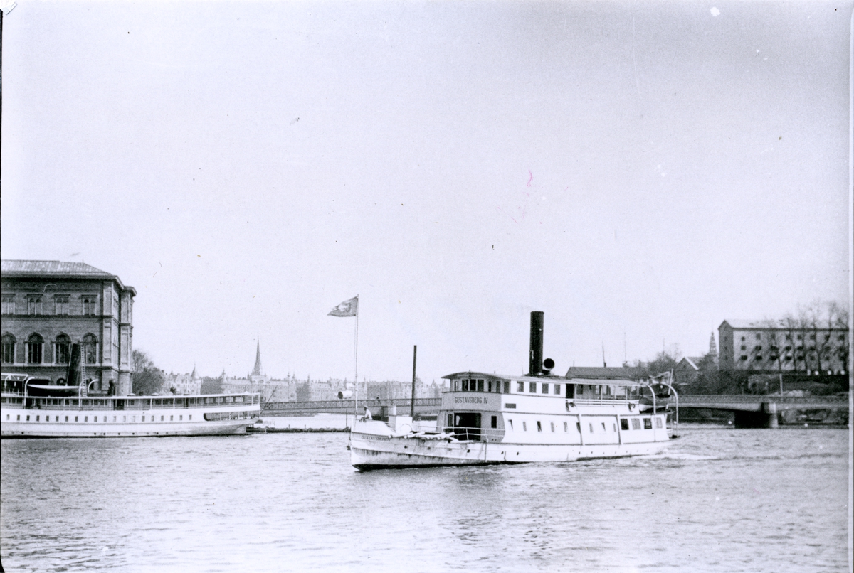 Skärgårdsångaren GUSTAVSBERG IV på Strömmen, Stockholm.