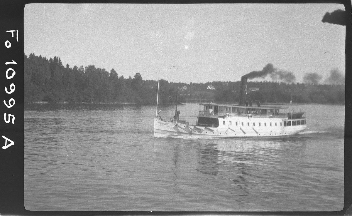 Waxholmsbolagets skärgårdsångare S/S ÖSTAN.