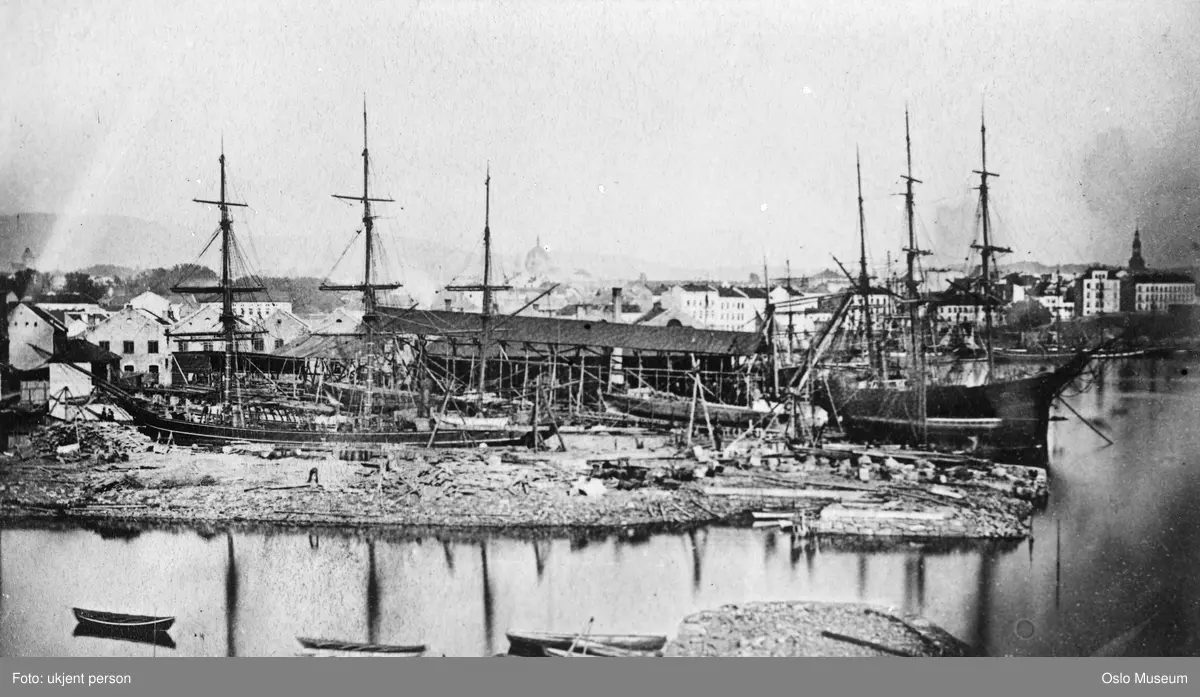 Akers mek. Verksted, seilskip, bygårder