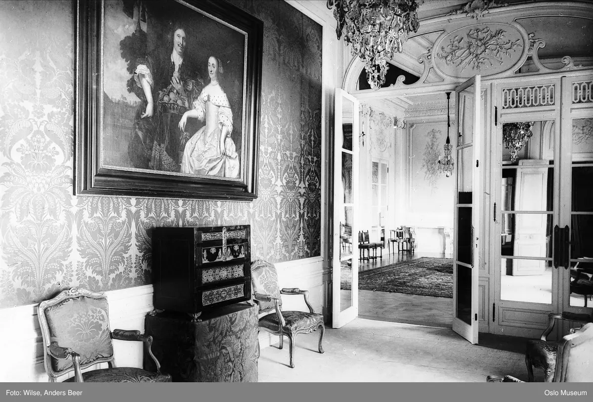 Skaugum gård, interiør, boudoir, maleri, lysekrone