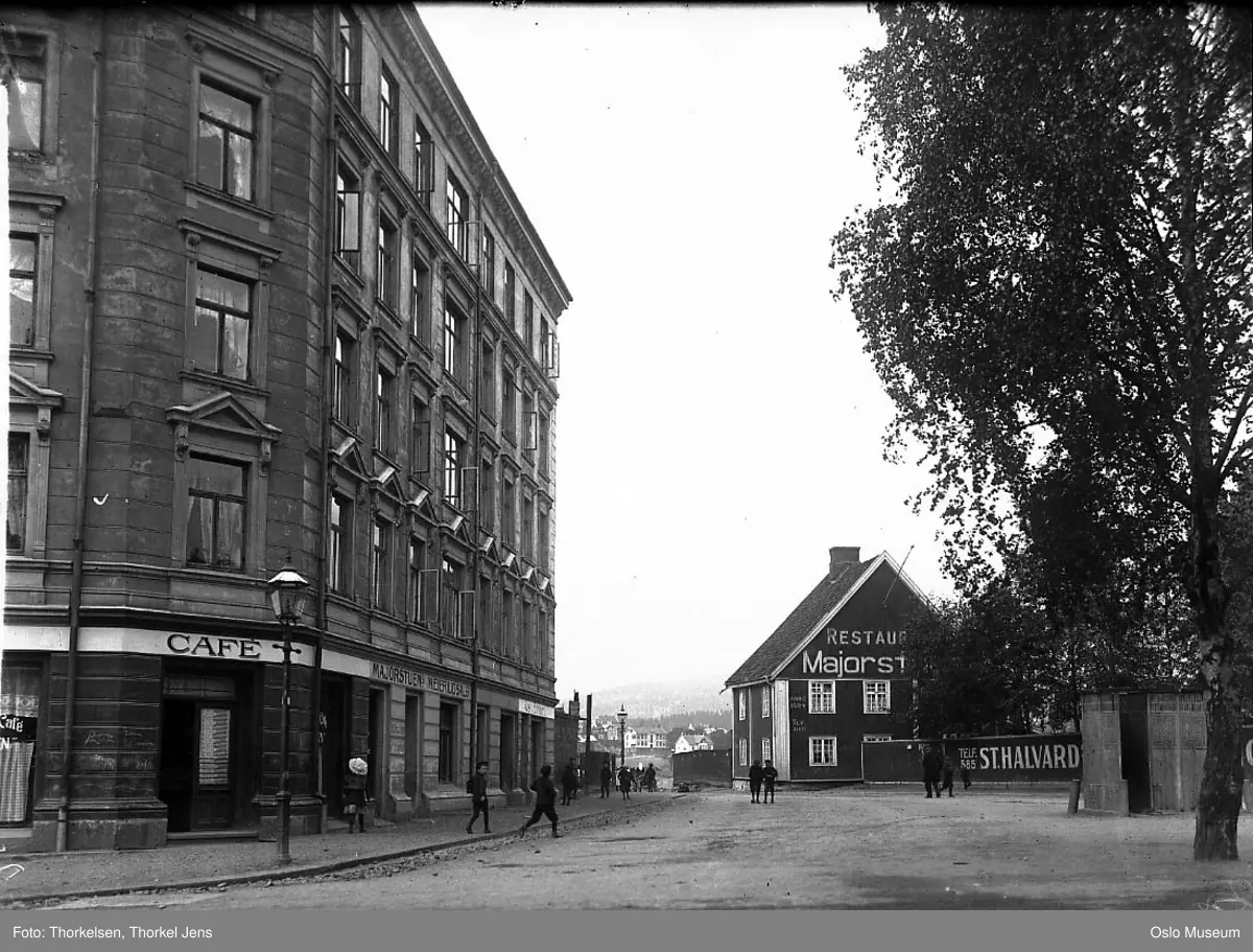 gateløp, forretningsgårder, Majorstuen løkke, restaurant, meieriutsalg, barn, plankegjerde