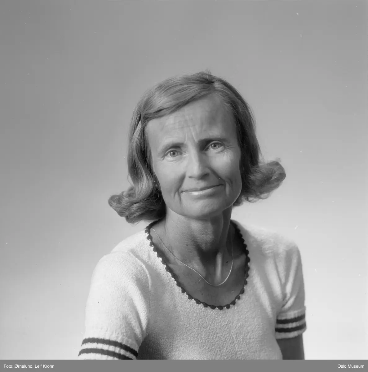 portrett, kvinne, forfatter, historiker, brystbilde