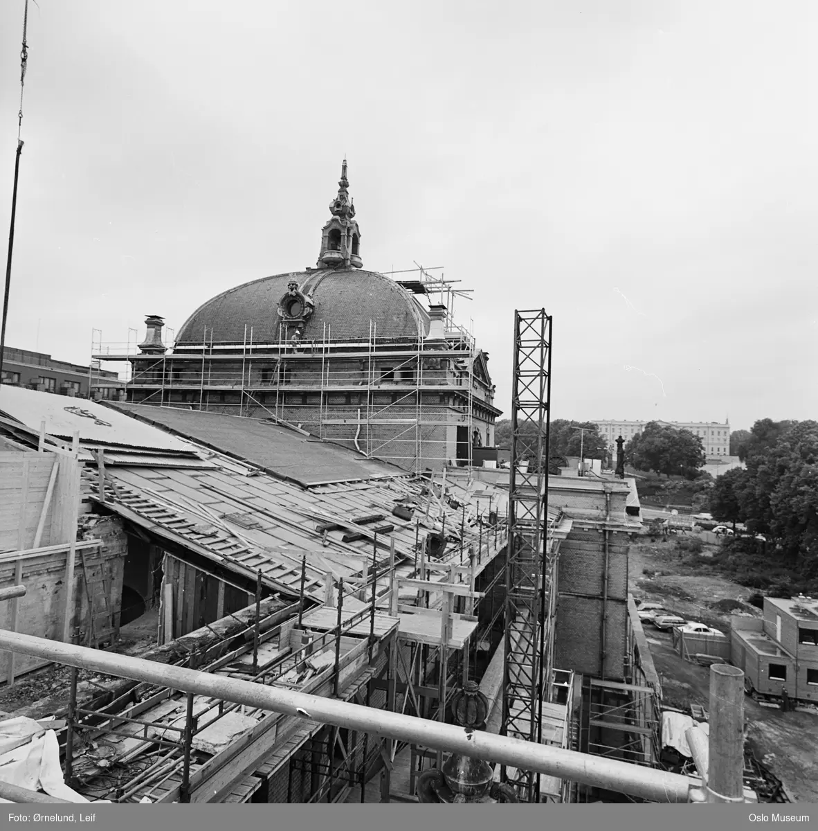 Nationaltheatret, byggevirksomhet, ombygging av Amfiscenen