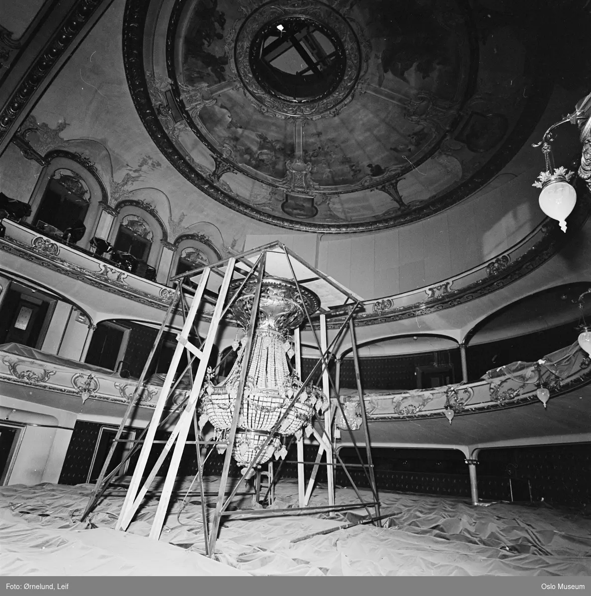 Nationaltheatret, interiør, sal, ombygging, lysekrone