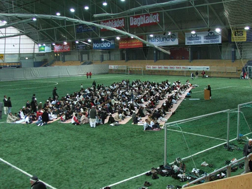Islam, menigheten Central Jamaat-e Ahl-e Sunnat, bønn i Valhall