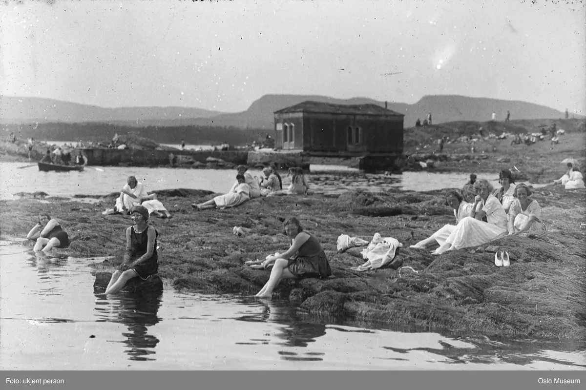 kvinner, badeliv, svaberg, tang, badehus